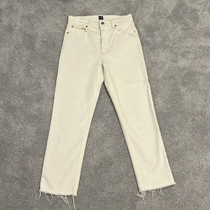 NWOT Gap cheeky straight jeans size 27
